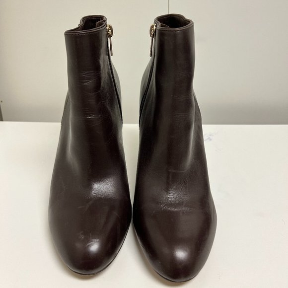 COACH High Heel Brown Leather Ankle Boots, size 9 like new - Picture 2 of 5